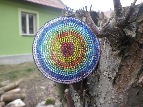 Mandala v barvách čakry-11cm — foto 2