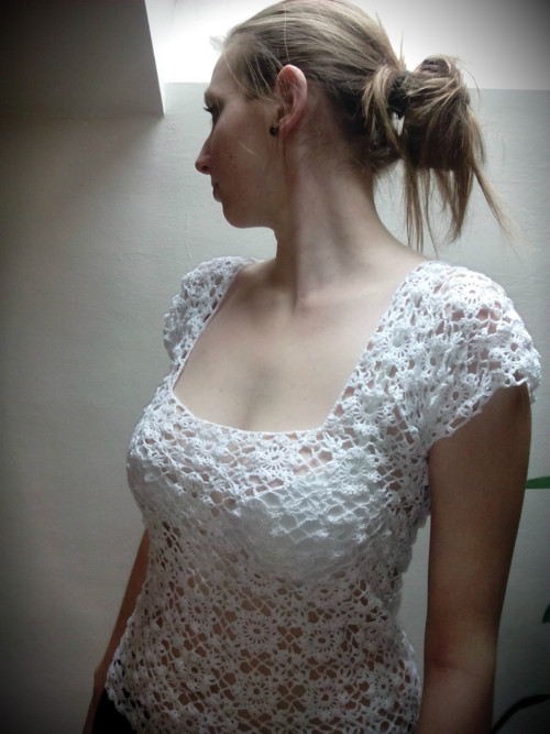 Krajková háčkovaná halenka bílá - zn.Helli — foto 2