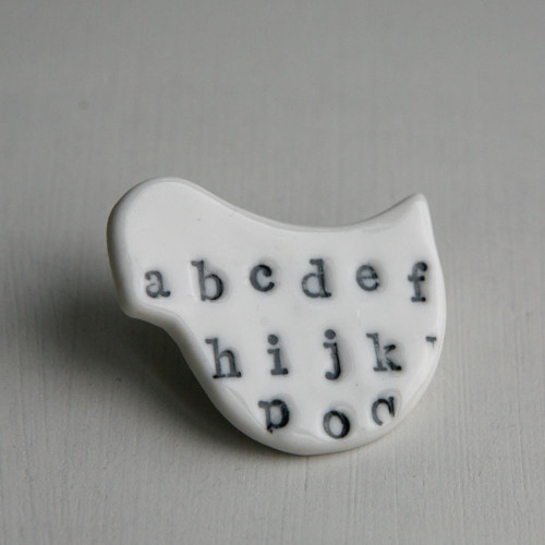 Messinger Black (porcelánová brož) — foto 3
