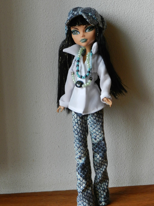 Obleček pro Monster high — foto 2