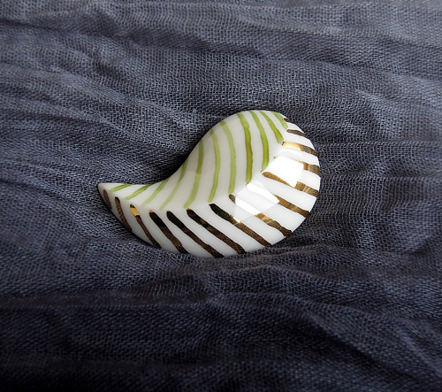 Leaves (porcelánová brož) — foto 3
