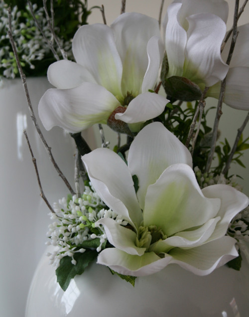 Váza s magnoliemi kulatá — foto 4
