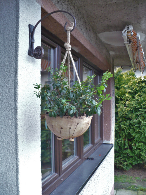Venkovní závěsná mísa — foto 3