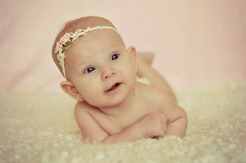 Čelenka s růžovými růžičkami — foto 2