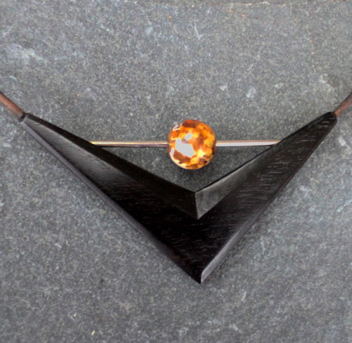 Dřevěná geometrie - eben, achát a osteofix — foto 2