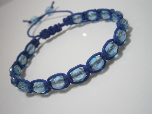 Modrý-skleněný náramek (macramé/shamballa) — foto 4