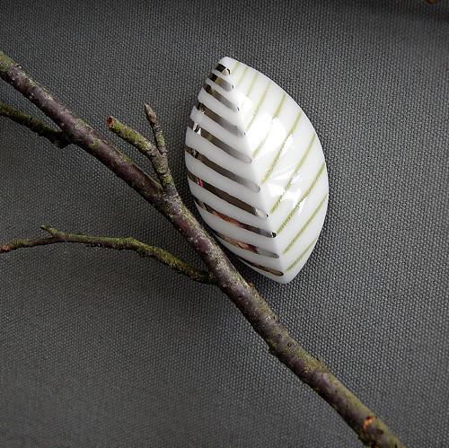 Leaves (porcelánová brož) — foto 2
