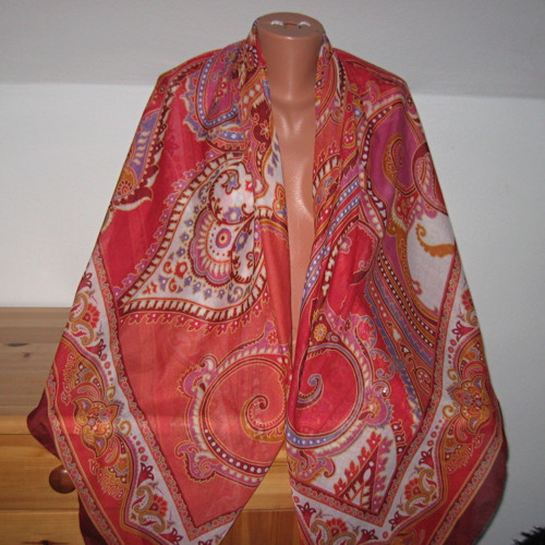 Šátek parádní — foto 3
