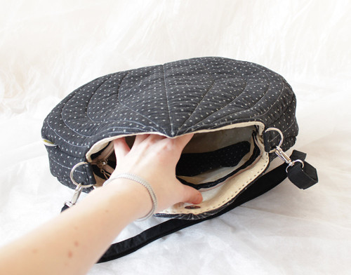 Velká kabelka Black dots — foto 6