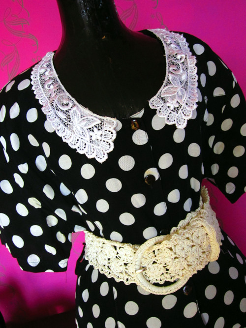 Šaty vintage dots — foto 3