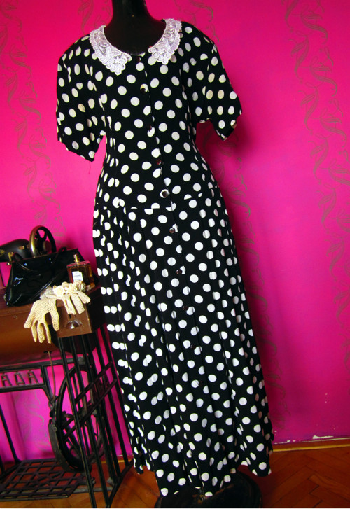 Šaty vintage dots — foto 5