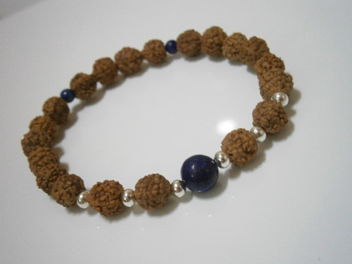 Náramek - Rudraksha/Lapis Lazuli — foto 3