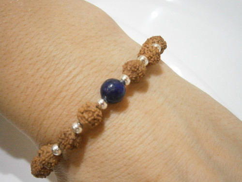 Náramek - Rudraksha/Lapis Lazuli — foto 4