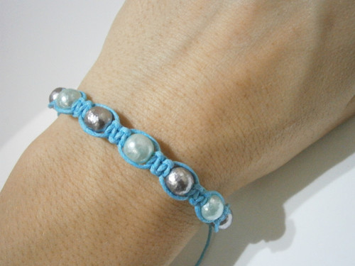Tyrkysovo-šedý náramek (macramé/shamballa) — foto 4