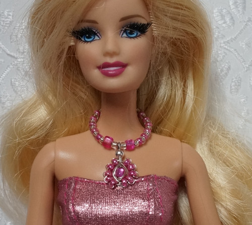 Šperk pro Barbie - drátovaný přívěsek — foto 2