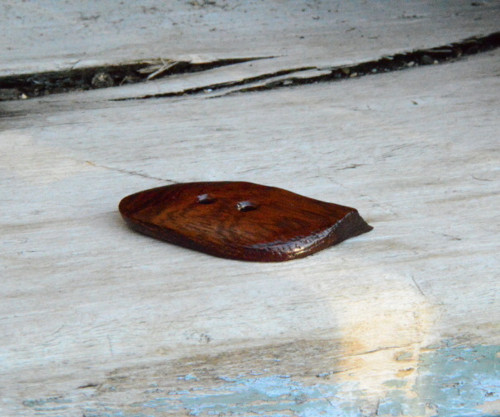 Dřevěný knoflík — foto 2