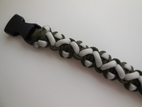 Survival (paracord) náramek přezkový — foto 2