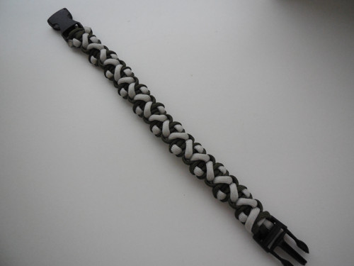 Survival (paracord) náramek přezkový — foto 5