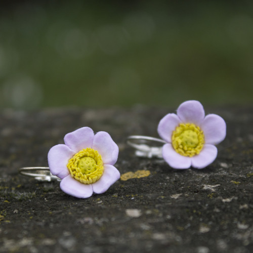 Šípková růže (1,6cm) - náušnice — foto 5