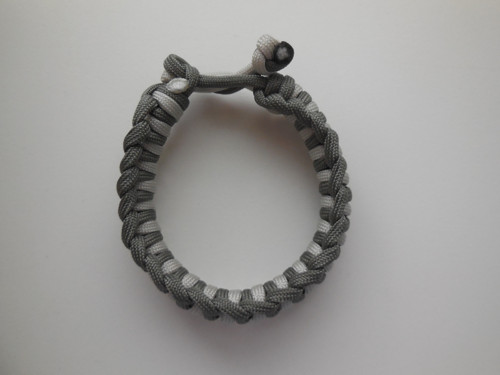 Paracord náramek šedý - EDC — foto 4
