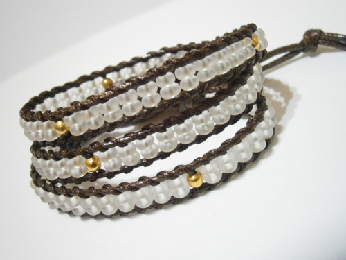 Hnědo-bílý náramek - (Wrap Bracelet) — foto 5