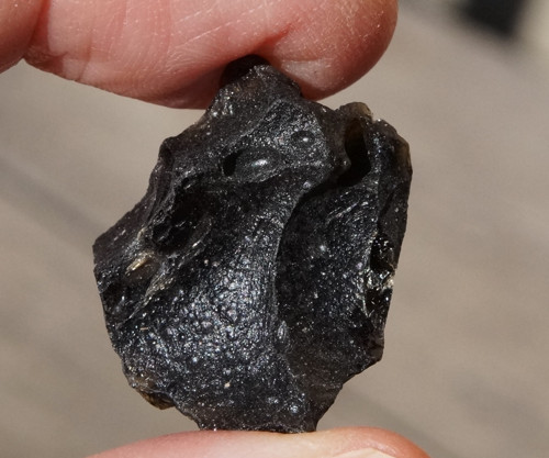 Tektit, meteorit D2045 — foto 2