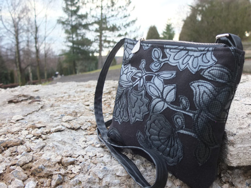 Black flowers — foto 2
