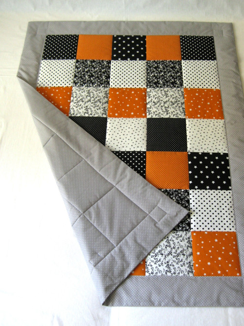 PATCHWORK deka 95x125 - černobílá s oranžovou — foto 4