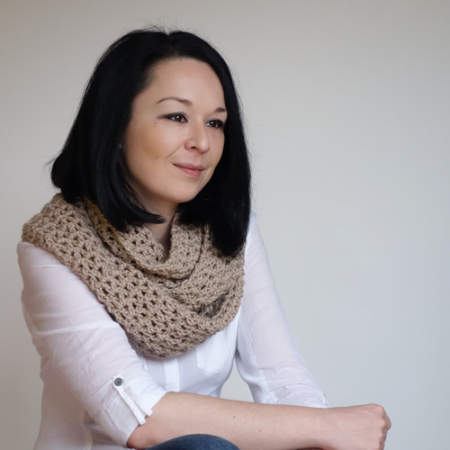Háčkovaný nákrčník béžový — foto 6