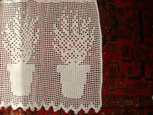 Záclonka s květináčky. — foto 2