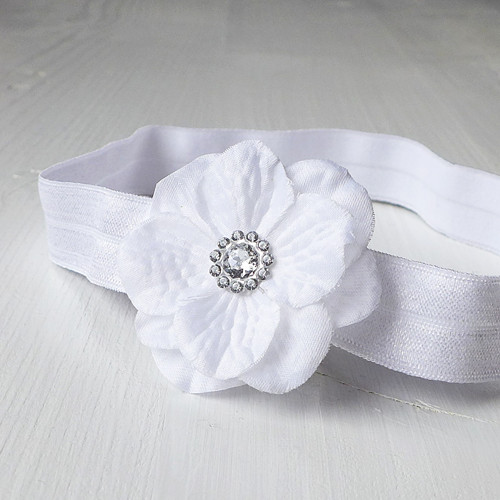 Čelenka pro newborn - bílá kytička — foto 2