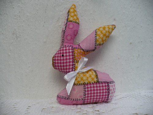 Zajíček - růžový patchwork — foto 2