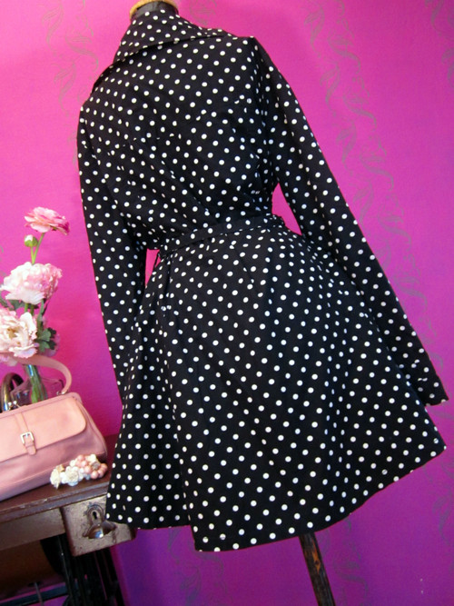 Kabát black&white dots — foto 5
