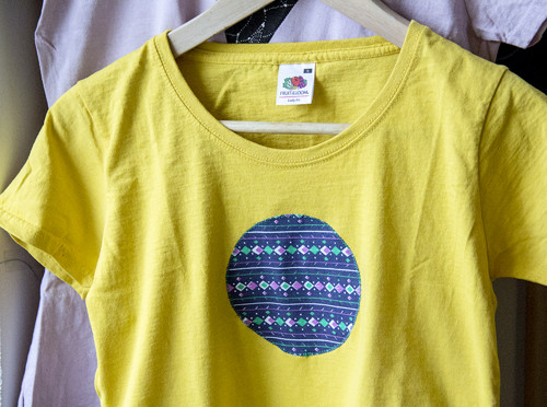 Tričko s nášivkou Retro — foto 2