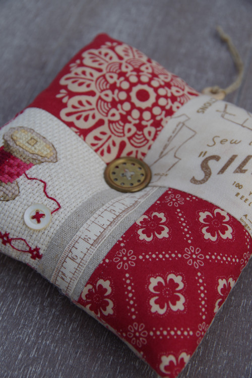 Jehelníček "Sew Retro" — foto 3
