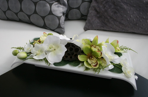 Dekorace s orchidejemi v zelenobílé — foto 3