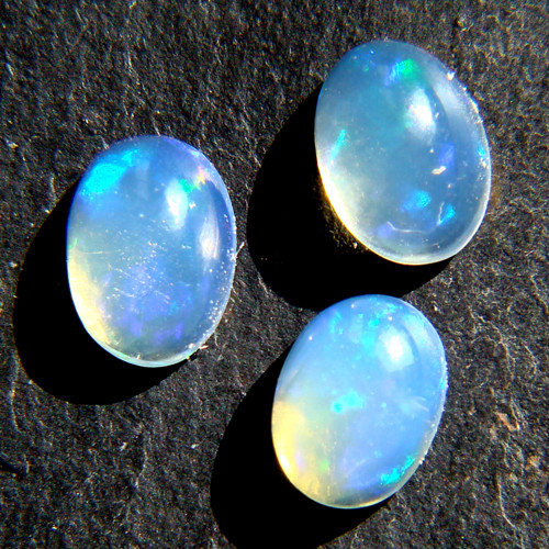 Ethiopský Welo opál - set tří kabošonů 0,5ct/ks — foto 5