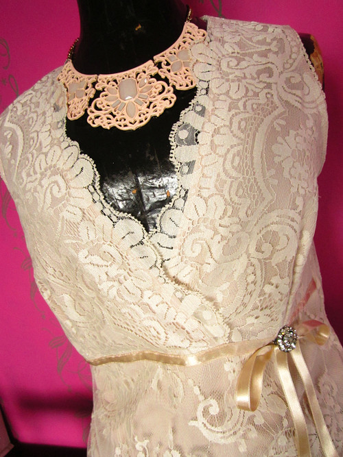Top krajka&cream — foto 4