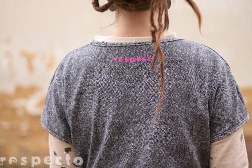Volné šaty ............ L - XL — foto 6