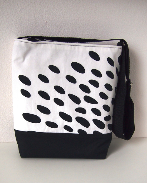 Malé "Black dots" — foto 2
