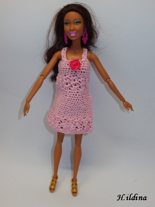 Růžové šatičky pro panenky Barbie — foto 2