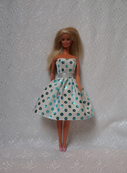Do tanečních-starší typ Barbie — foto 2