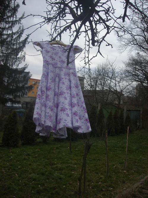 Šaty — foto 3