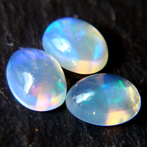 Ethiopský Welo opál - set tří kabošonů 0,5ct/ks — foto 4
