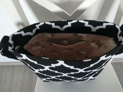 Bílé ornamenty na černé II. — foto 2