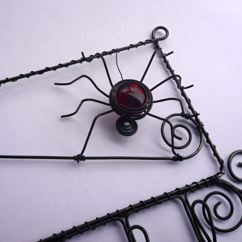 V pavučině...věšák — foto 2