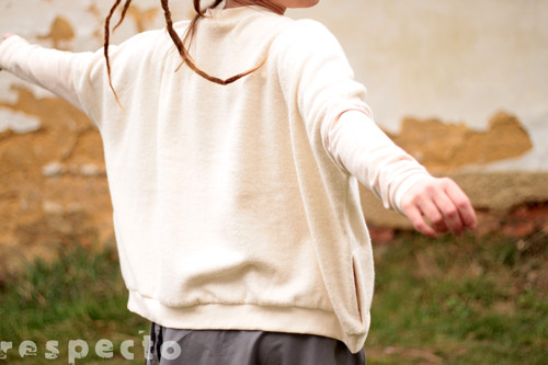 Volná mikina ............ M - L — foto 4
