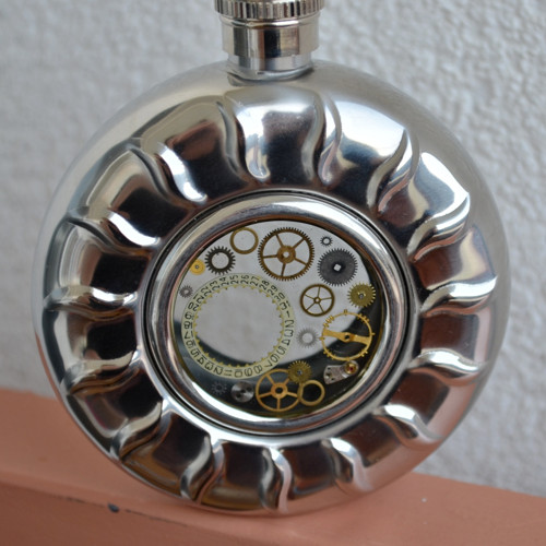 PLACATICE - ČUTORA steampunková s datumovkou — foto 2