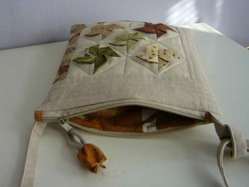 Kabelka s 3D větrníčky, patchwork — foto 3