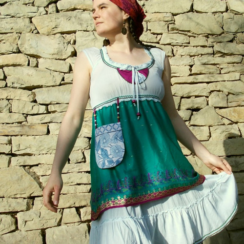 Šaty jemně indické — foto 2